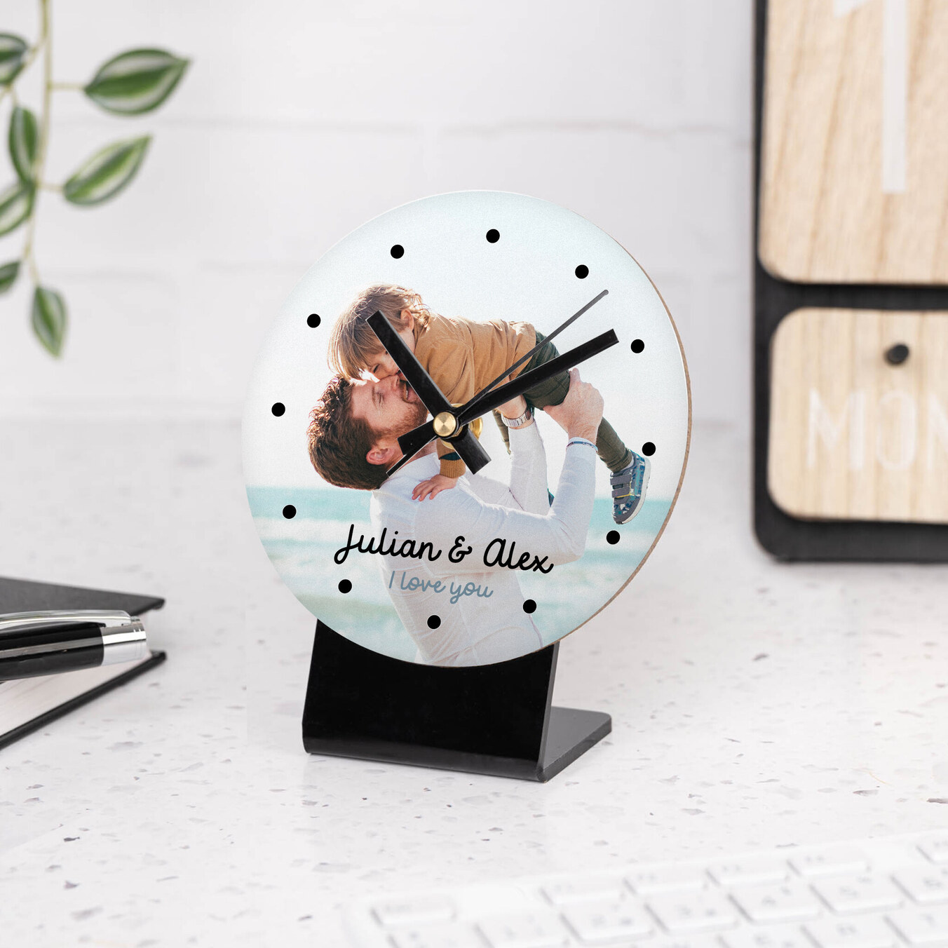 Personalised table clock