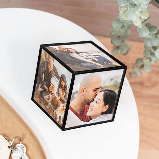 Roterende fotoramme med plads til 6 fotos