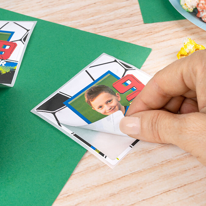 Etiquetas adhesivas personalizadas en rollo