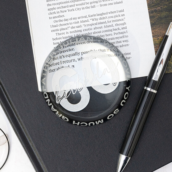 Create your own personalised magnifying glass