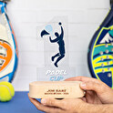 Trofeo personalizzato in metacrilato numero 1 con base in legno
