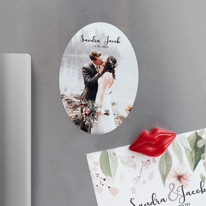 Personalised flexible oval magnet 5x3,3 cm