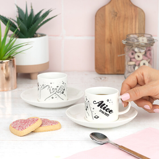Kaffeeservice mit Teller und kleiner personalisierter Tasse