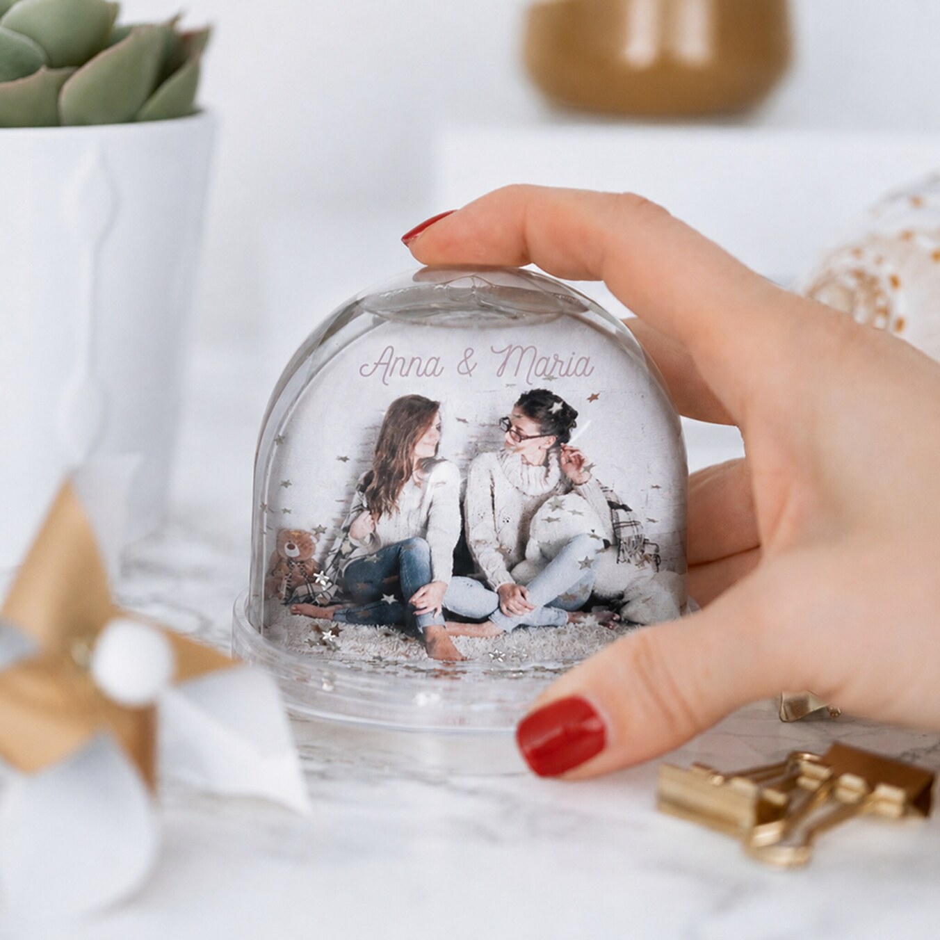 Runde Schneekugel mit Foto selbst gestalten