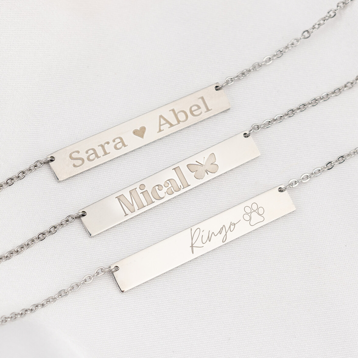 Engraved bar necklace Personalised bar necklace Wanapix