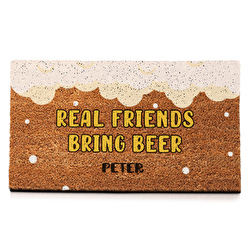 Amigos reales, traen cerveza