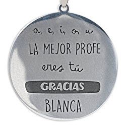 (a, e, i, o, u) profesora chica